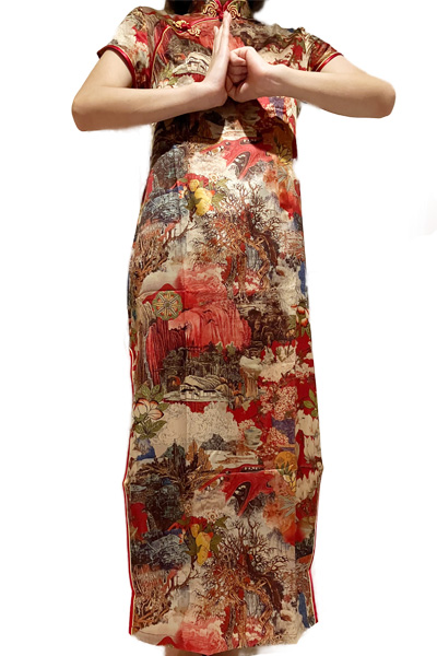 【209】チャイナドレス